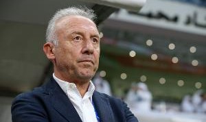 乐鱼体育官方网站-扎切罗尼：米兰球员水平高但不稳定，在米兰踢球需知如何承受压力