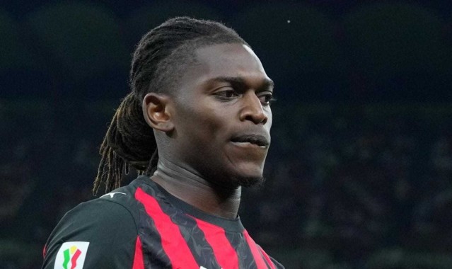 意媒：莱奥目前仍只能单独训练，对阵莱切能否上场存在疑问