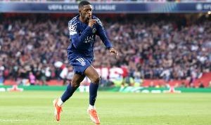 乐鱼体育官方-登贝莱本赛季欧冠参与13球，创造法国俱乐部球员单赛季纪录